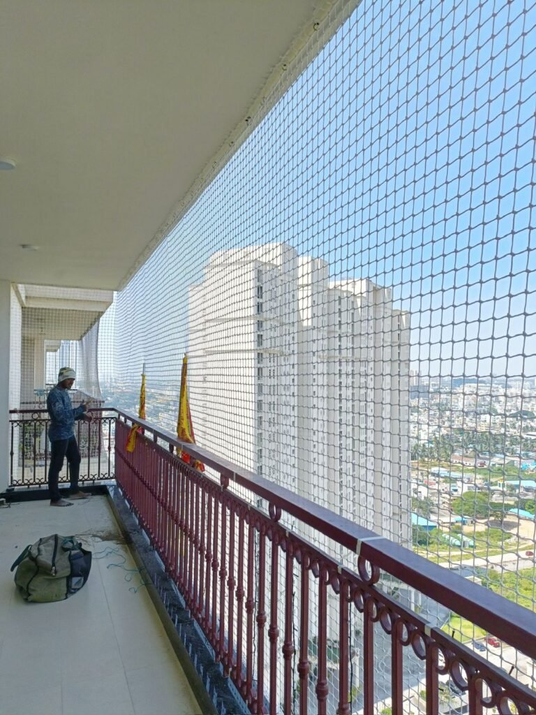 BALCONY SAFETY NETS